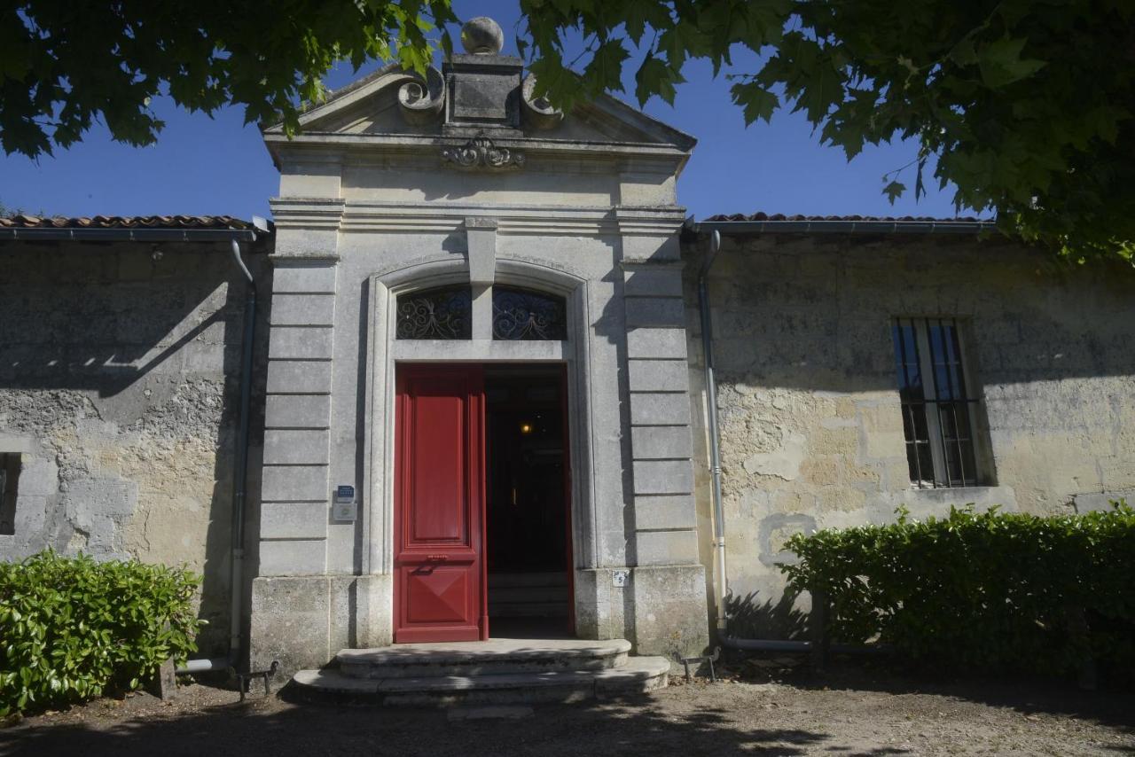 Chateau Rosemont - Grande Maison Familiale Campagne Dans Le Medoc Avec Piscine Et Tennis A 15 Mn Bordeaux Labarde Exterior foto
